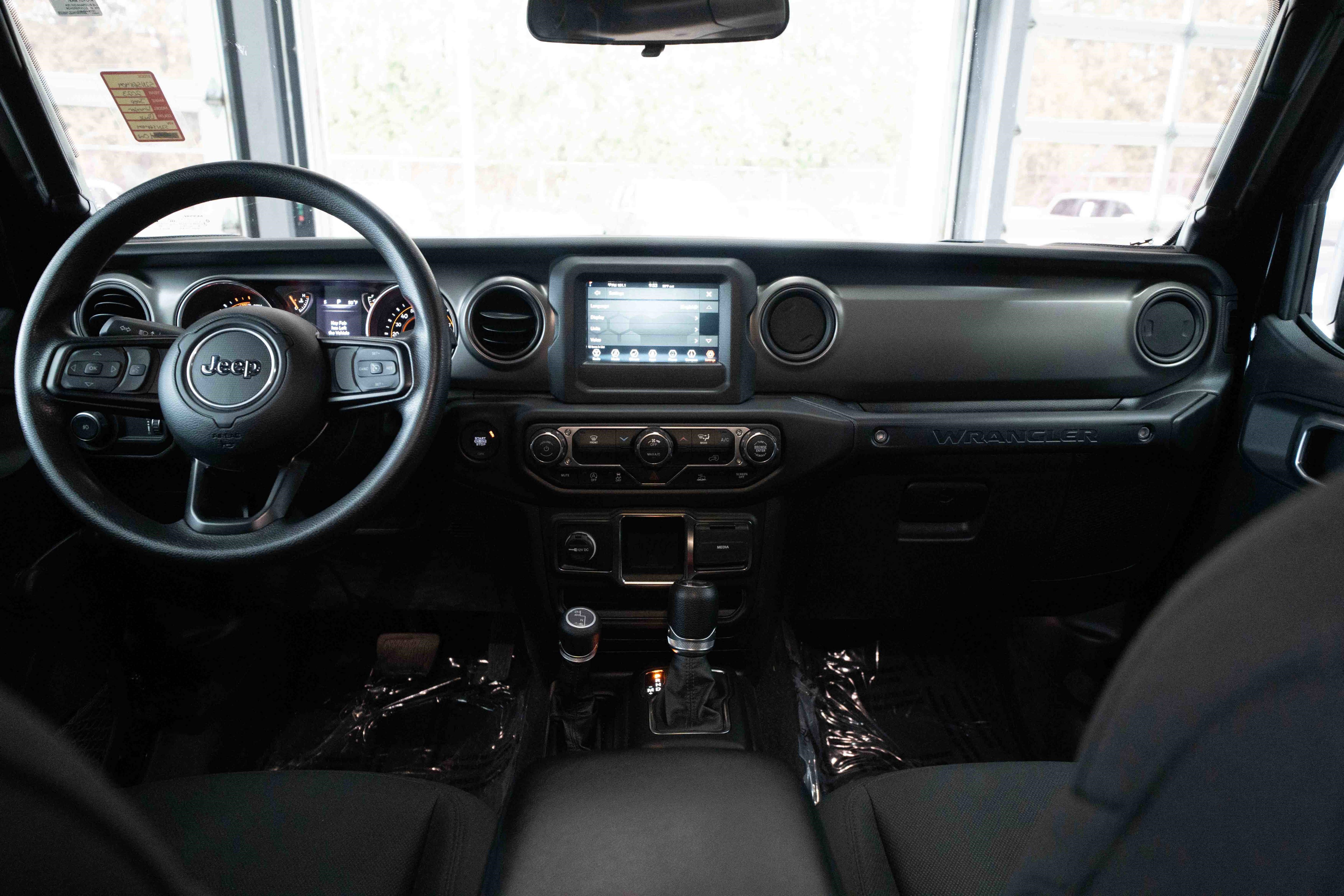 Used 2023 Jeep Wrangler Unlimited Sport image 20