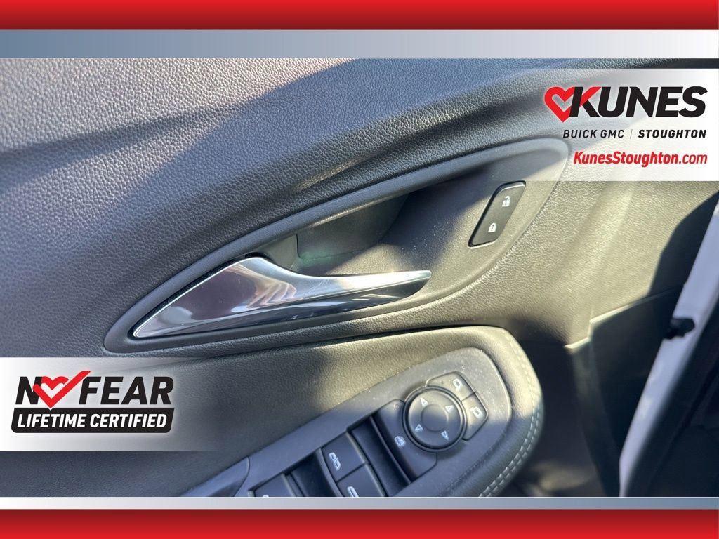 Used 2023 Buick Encore GX Preferred w/ Cold Weather Comfort Package image 21
