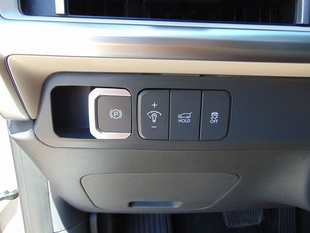 Used 2026 Hyundai Santa Fe SEL AWD/4WD image 19