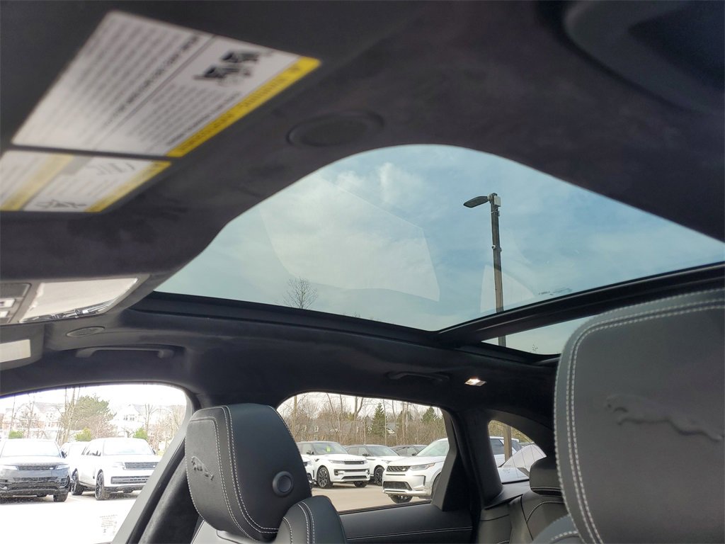 New 2026 Jaguar F-PACE R-Dynamic S image 26