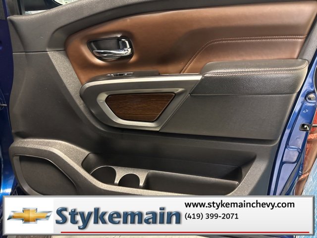 Used 2017 Nissan Titan Platinum Reserve image 27