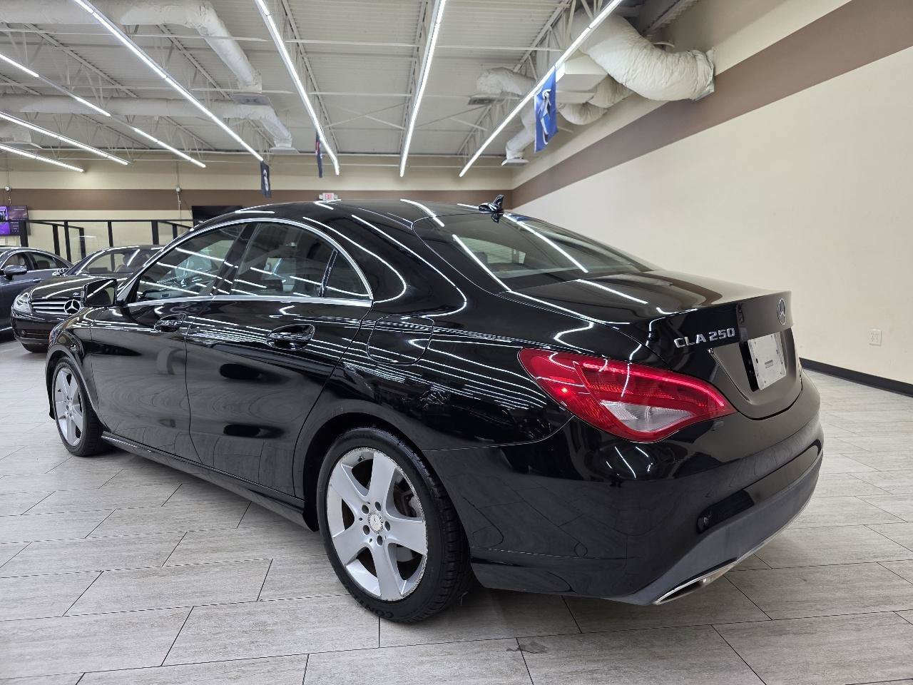 Used 2017 Mercedes-Benz CLA 250 image 8