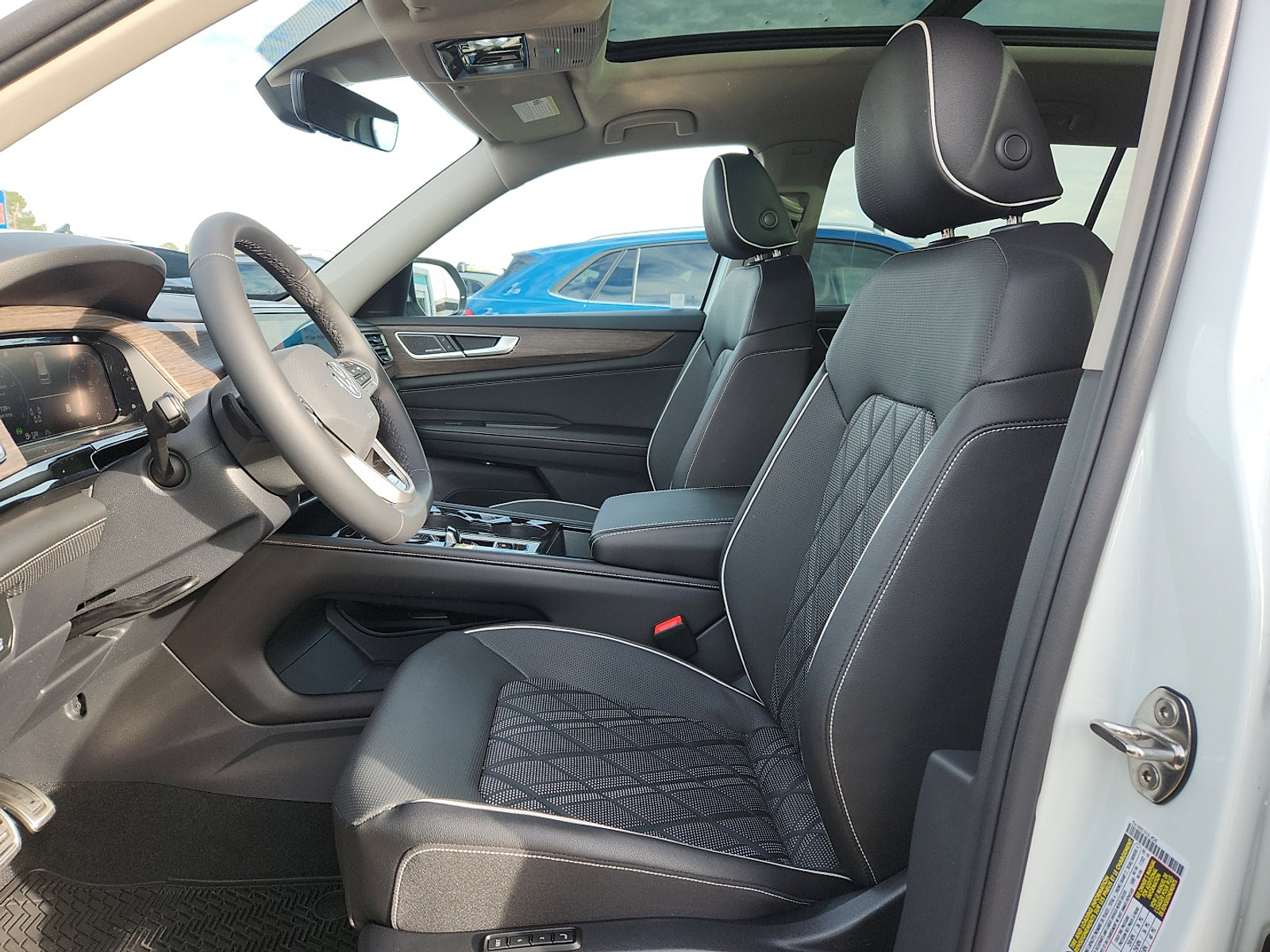 New 2026 Volkswagen Atlas SEL Premium R-Line image 13