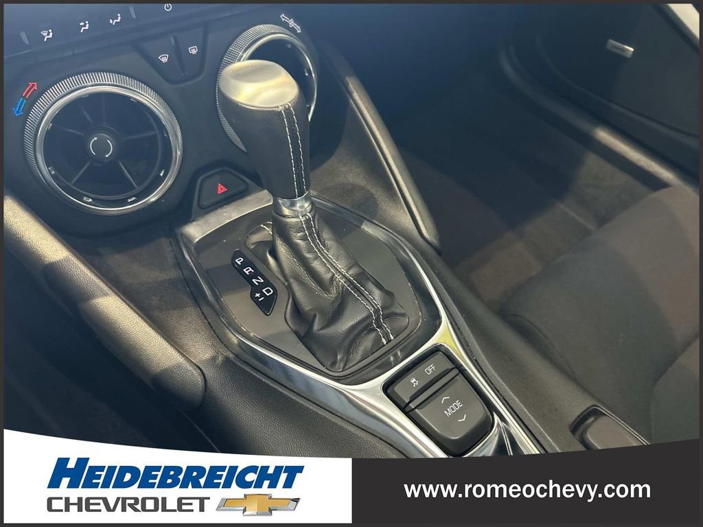Used 2022 Chevrolet Camaro LT w/ Technology Package RWD image 22