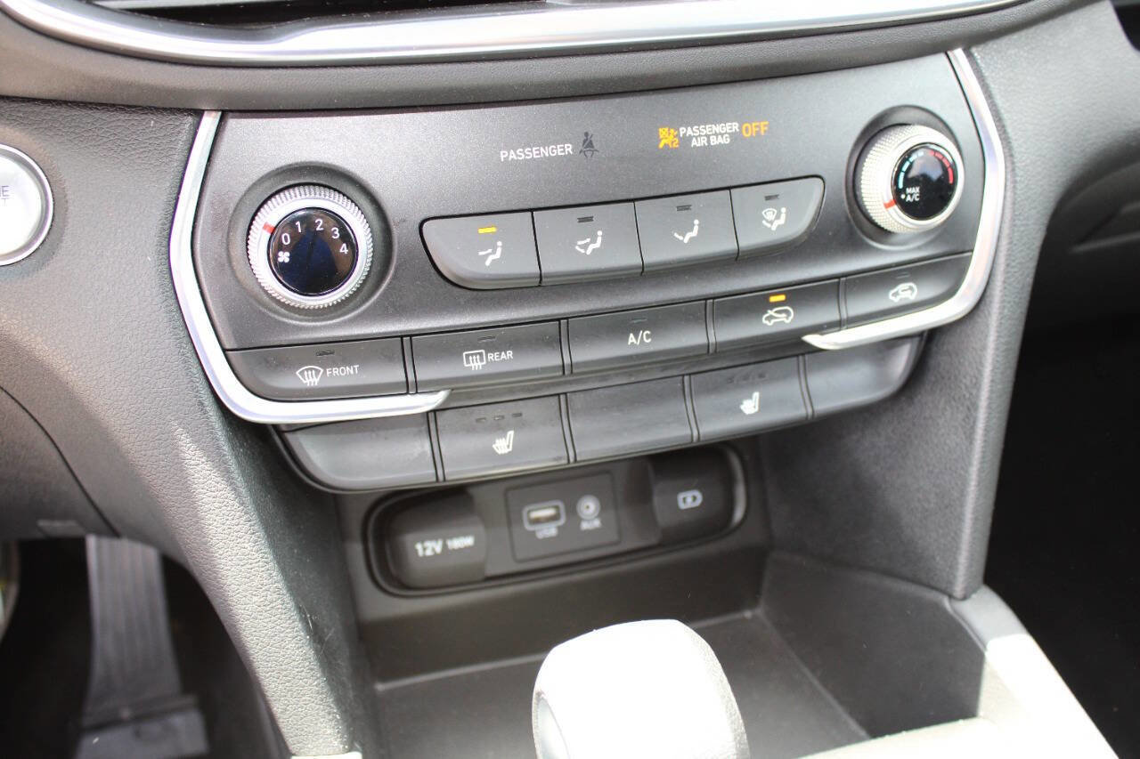 Used 2019 Hyundai Santa Fe SEL w/ Cargo Package AWD/4WD image 17