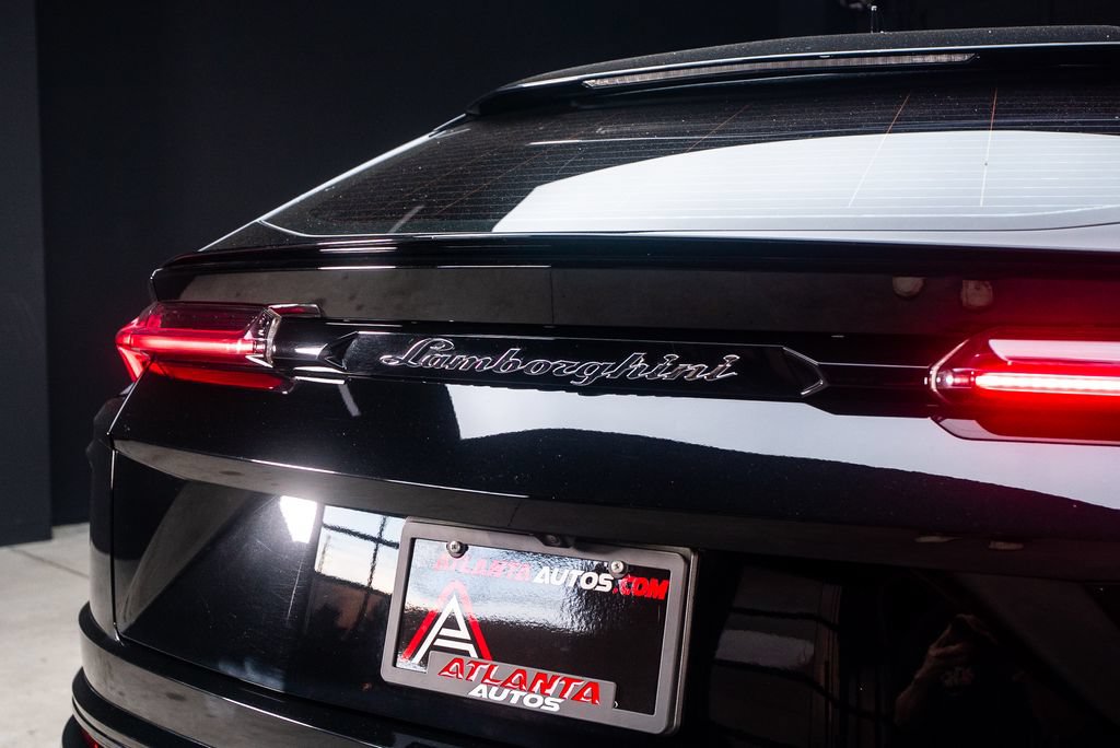 Used 2022 Lamborghini Urus AWD/4WD image 20