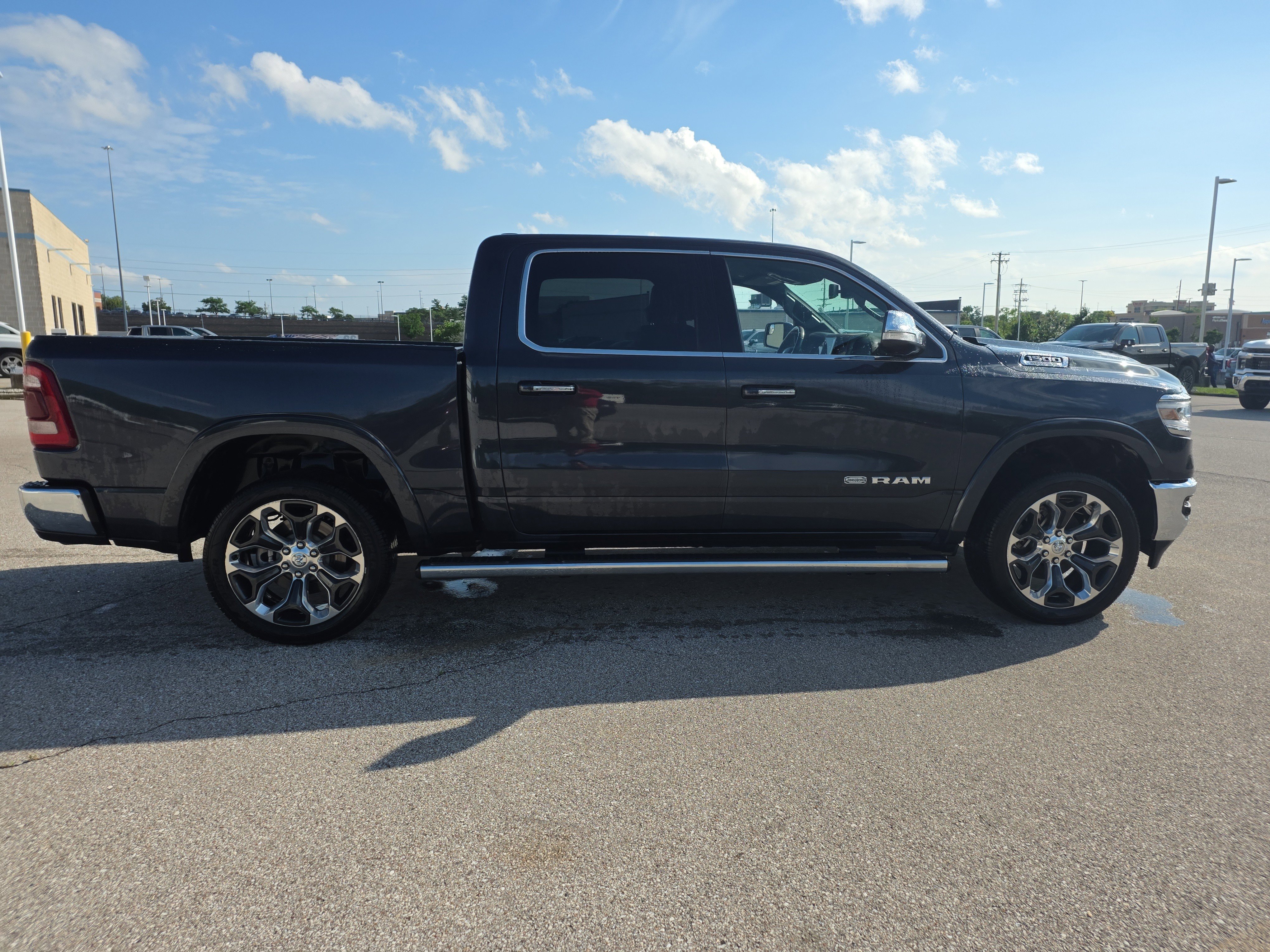 Used 2019 RAM 1500 Limited AWD/4WD image 3