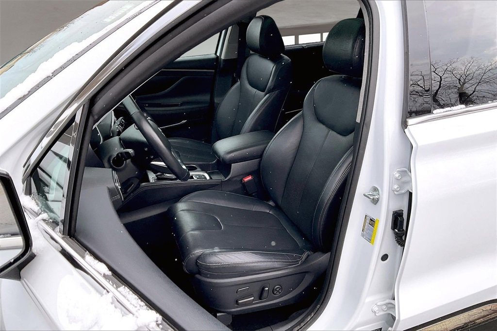 Used 2020 Hyundai Santa Fe Limited image 20