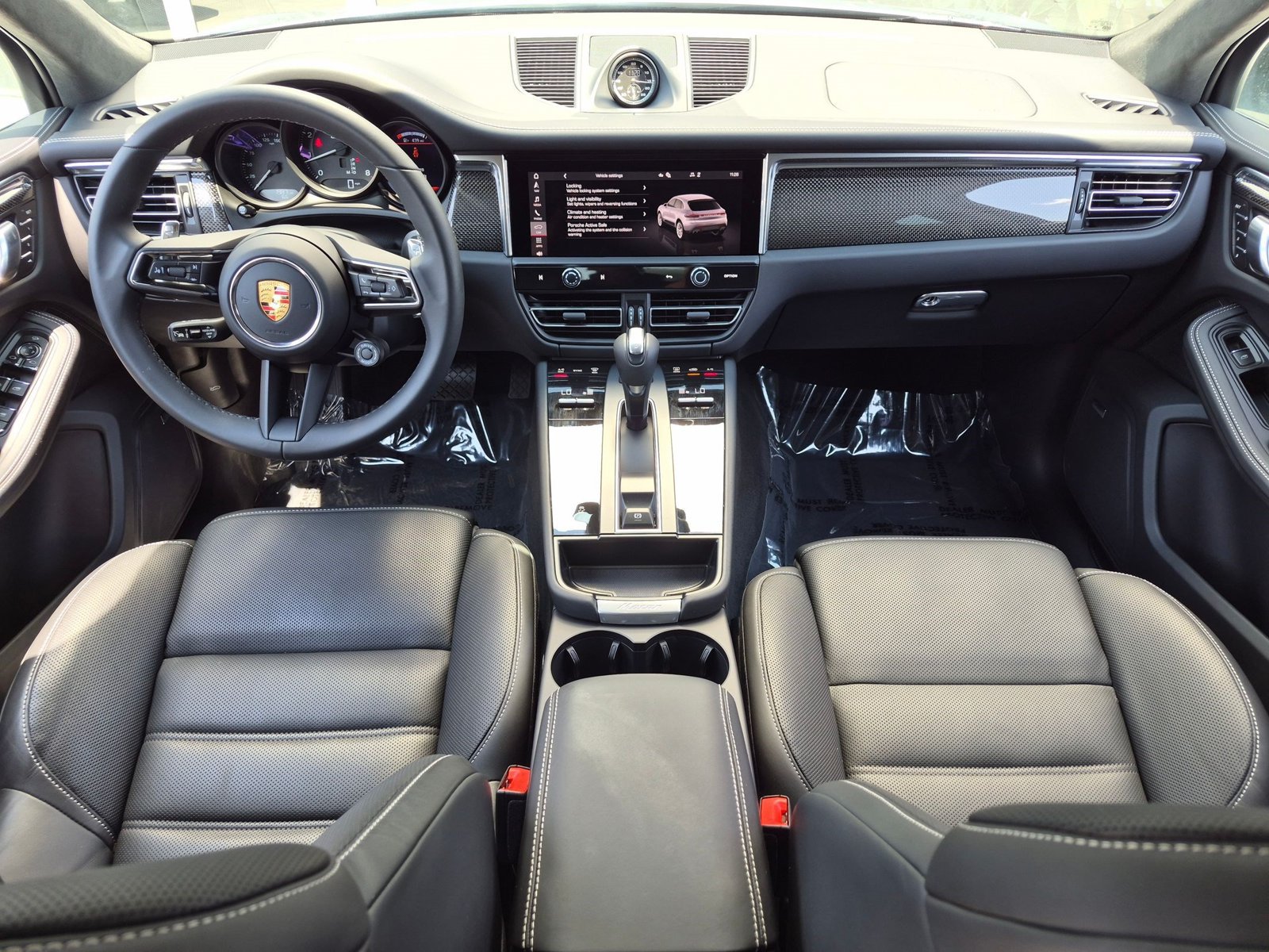 Certified 2026 Porsche Macan GTS AWD/4WD image 23