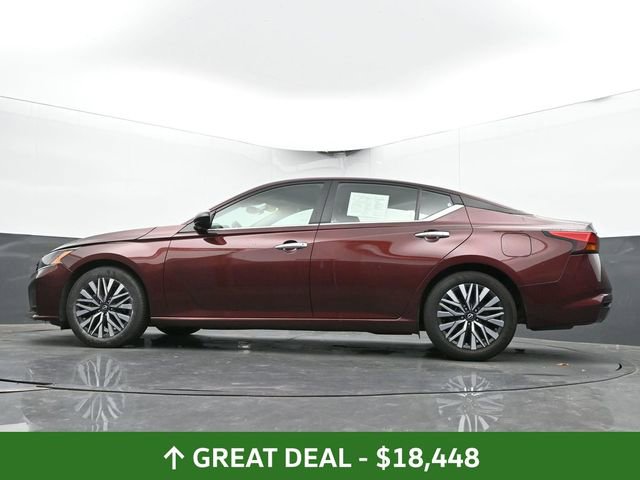 Used 2024 Nissan Altima 2.5 SV image 47