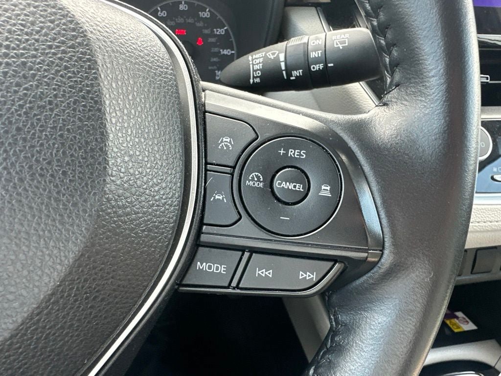 Certified 2023 Toyota Corolla Cross LE AWD/4WD image 16