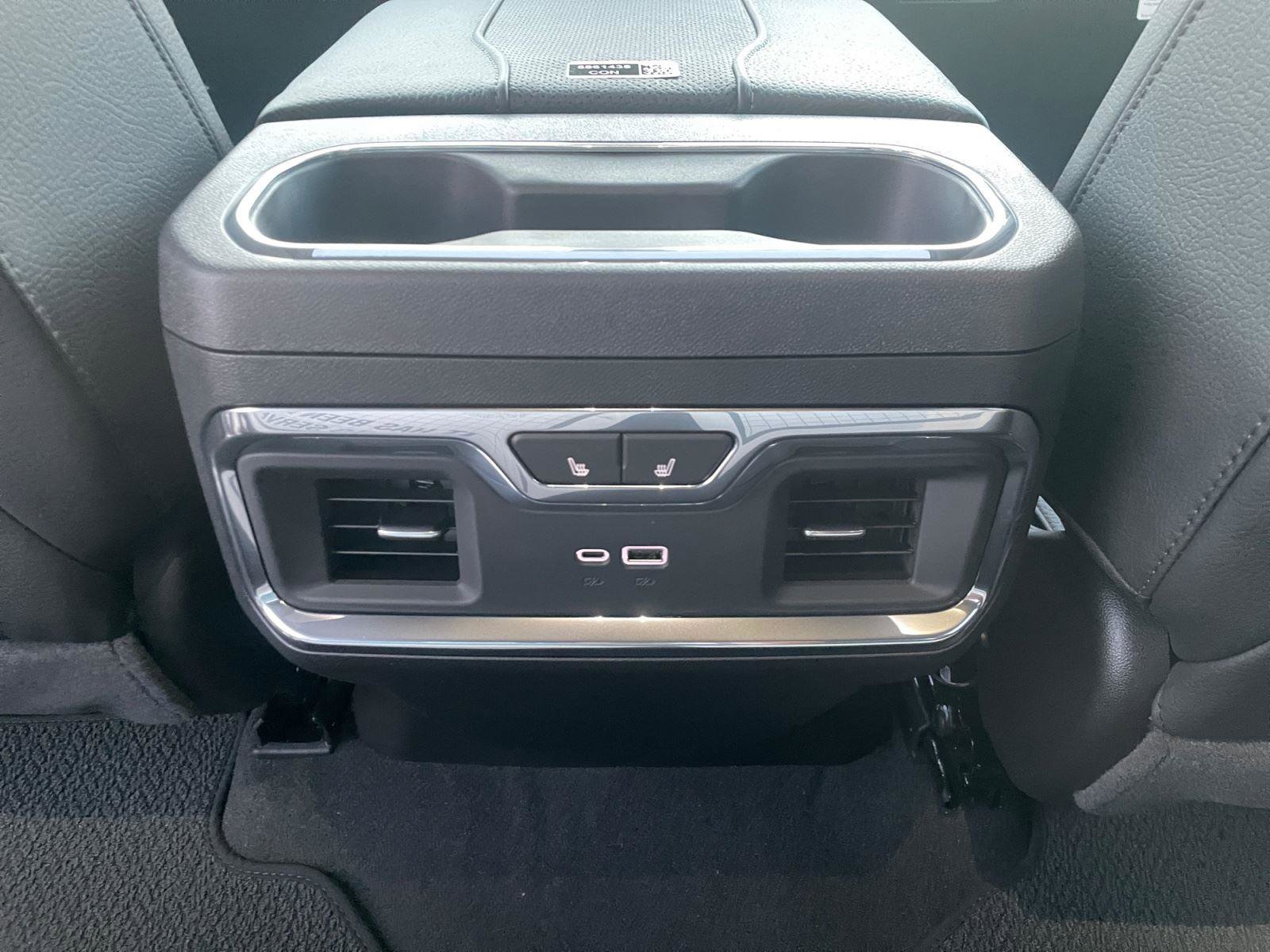 New 2026 GMC Sierra 1500 Denali image 17
