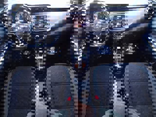 Used 2020 Nissan Kicks SV w/ Exterior Package image 10