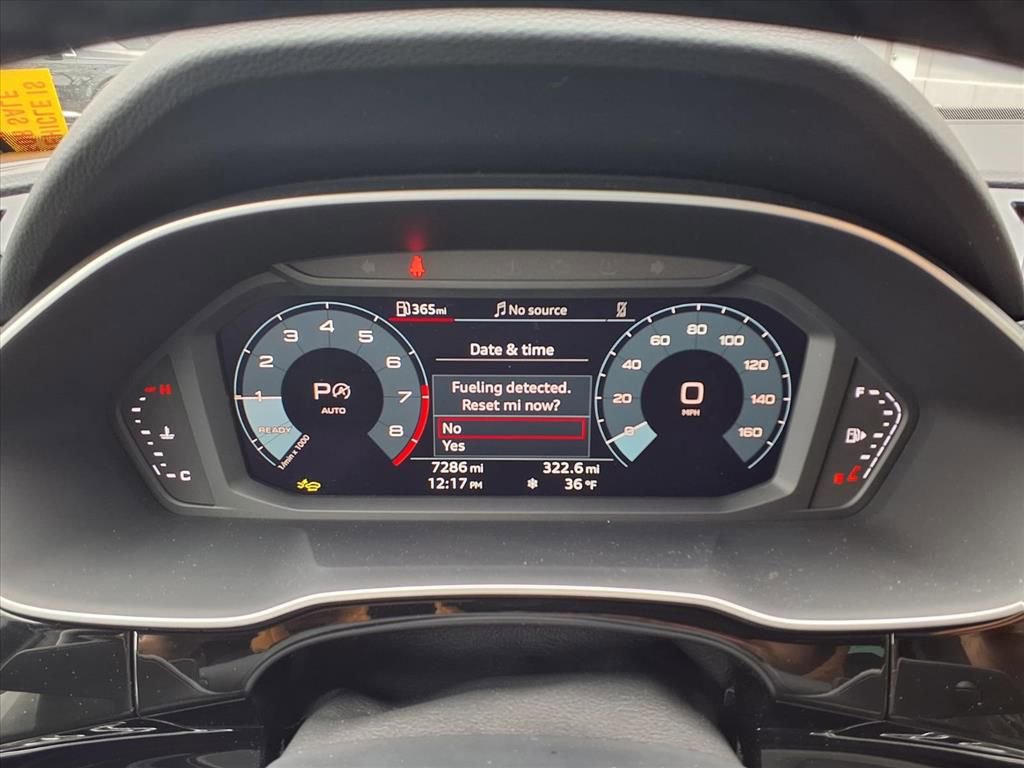 Used 2025 Audi Q3 2.0T Premium w/ Convenience Package image 14