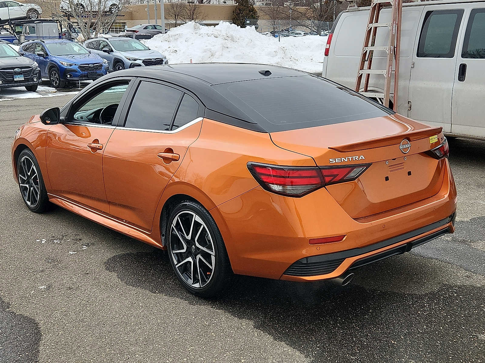 Used 2024 Nissan Sentra SR w/ SR Premium Package image 4