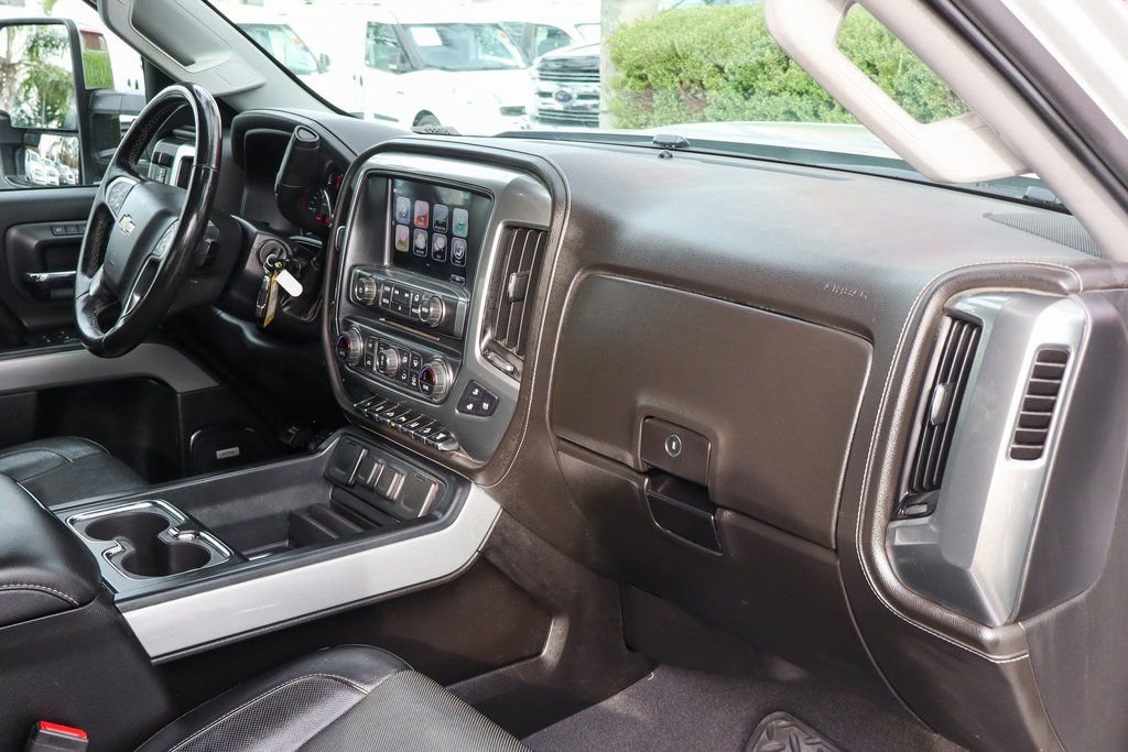 Used 2019 Chevrolet Silverado 2500 LTZ w/ Duramax Plus Package image 41