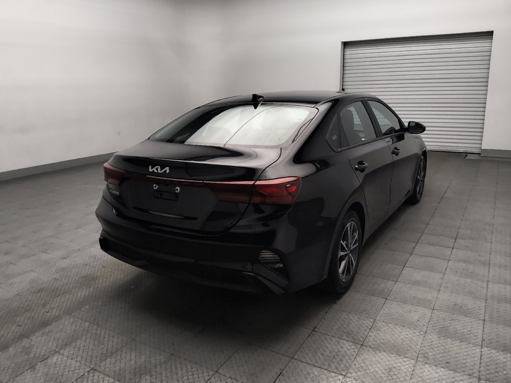 Used 2023 Kia Forte LXS FWD image 9