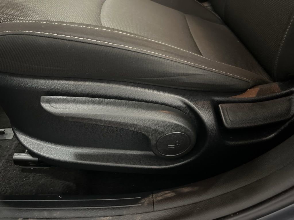 Used 2023 Kia Forte LXS FWD image 23