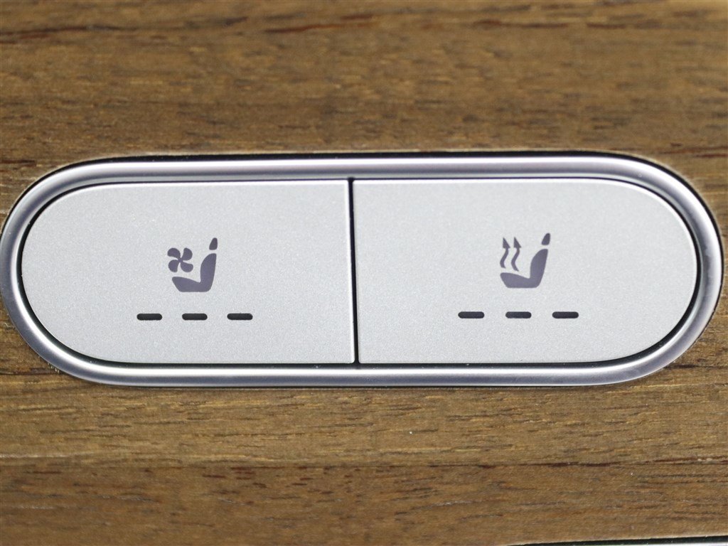 Used 2024 Mercedes-Benz GLE 53 AMG 4MATIC Coupe image 27