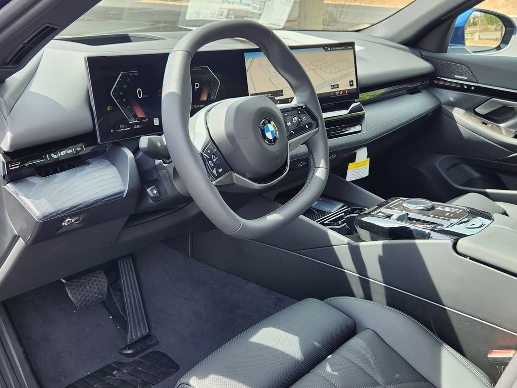 New 2026 BMW 530i xDrive w/ Premium Package image 10