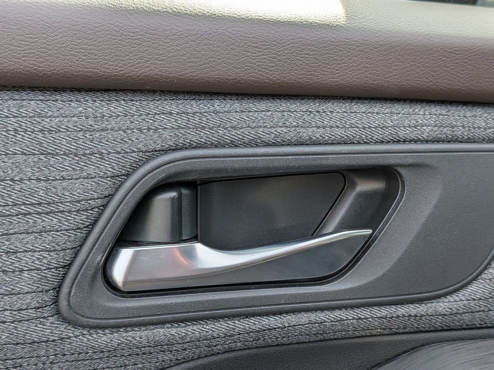 Used 2023 Nissan Rogue SV image 13