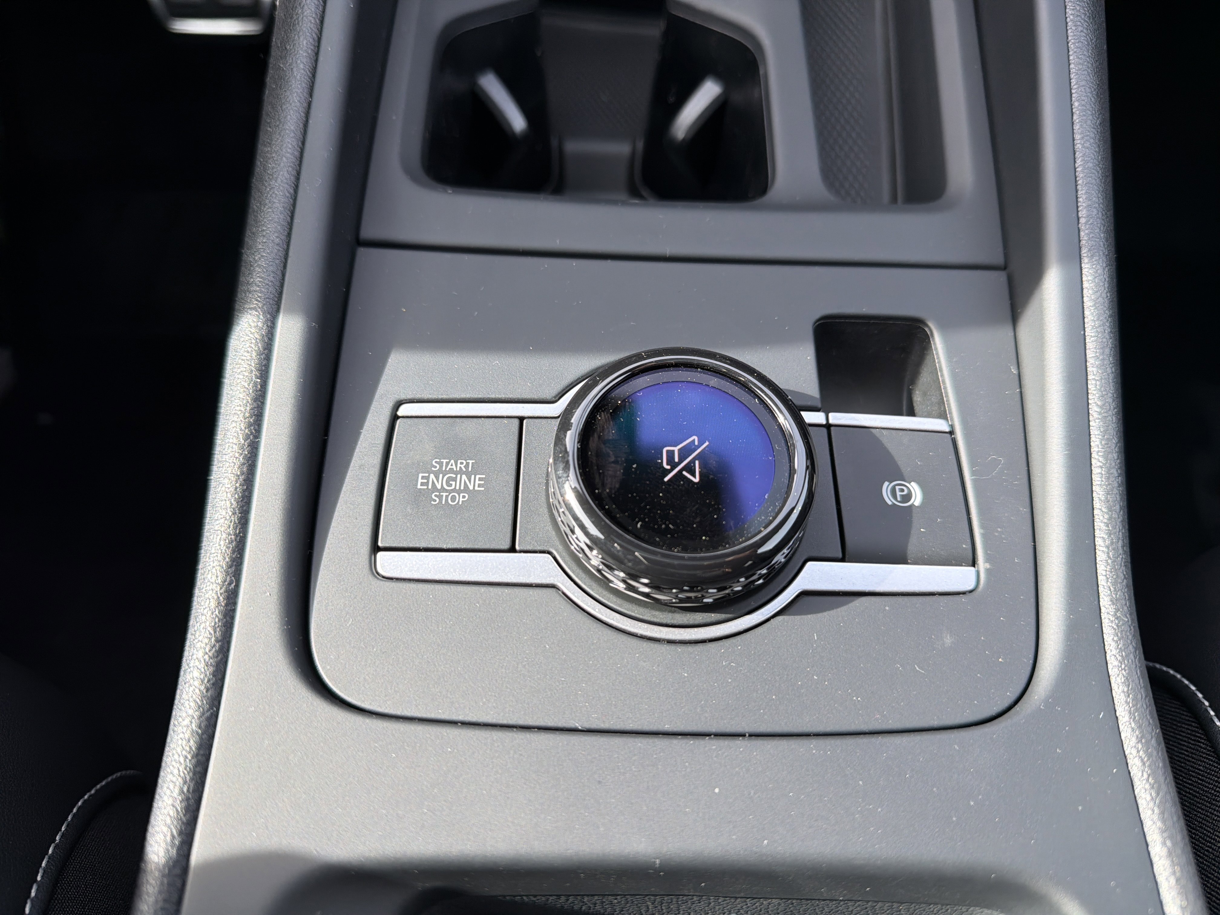 New 2026 Volkswagen Tiguan SE R-Line image 22