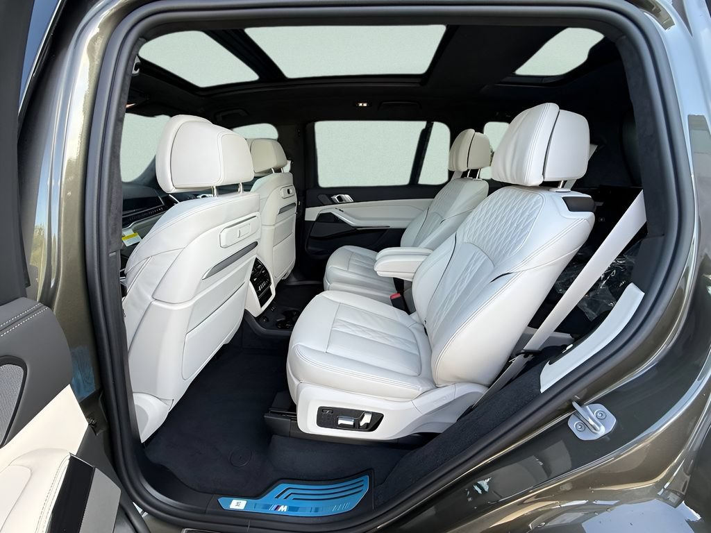 New 2027 BMW X7 xDrive40i w/ Executive Package AWD/4WD image 23