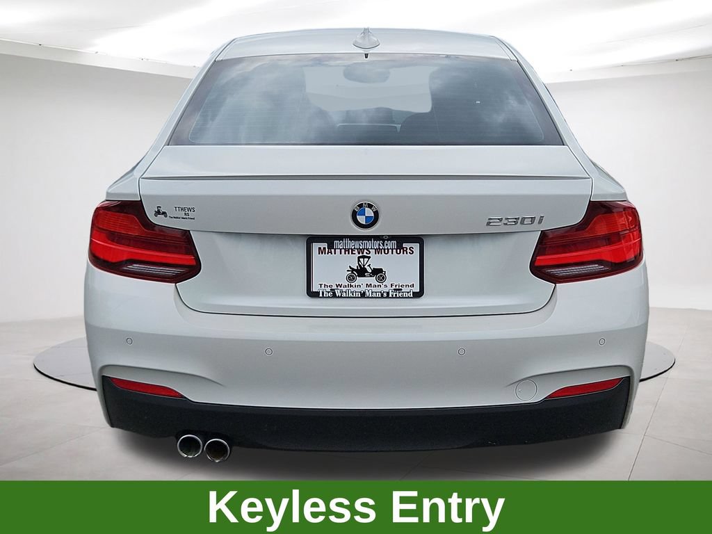 Used 2021 BMW 230i Coupe w/ M Sport Package RWD image 6