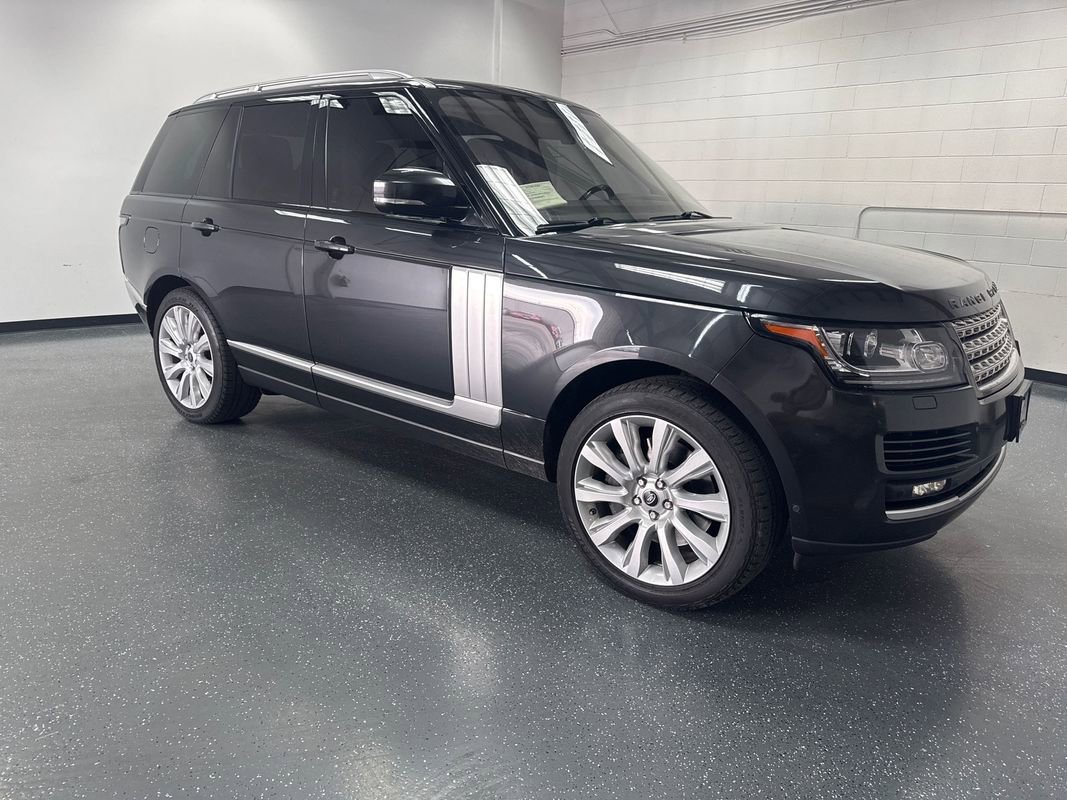 Used 2013 Land Rover Range Rover Supercharged image 2