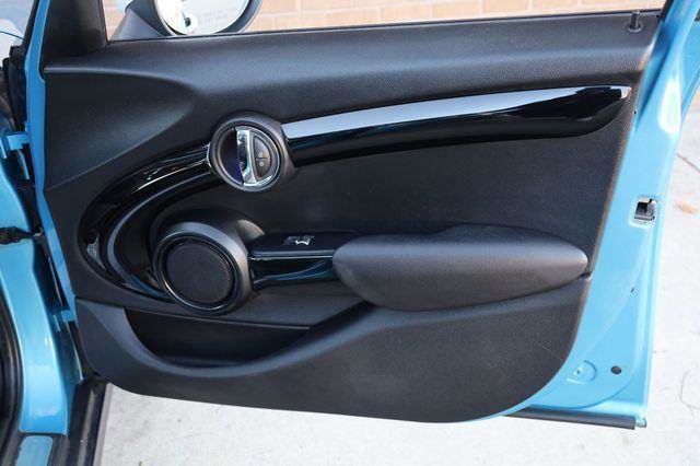 Used 2019 MINI Cooper 4-Door Hardtop FWD image 22