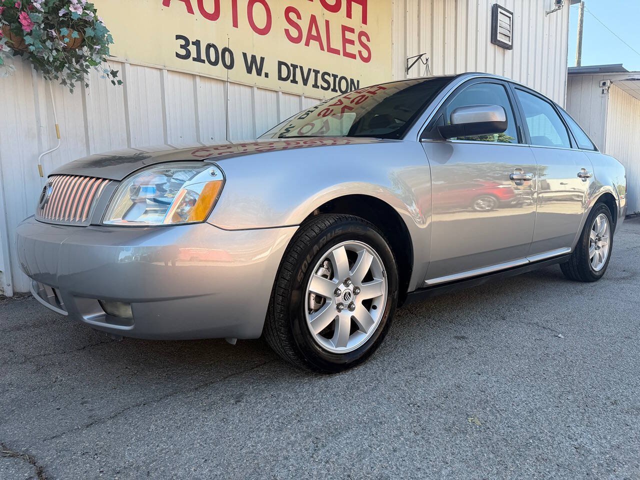 Used 2007 Mercury Montego Luxury FWD image 7