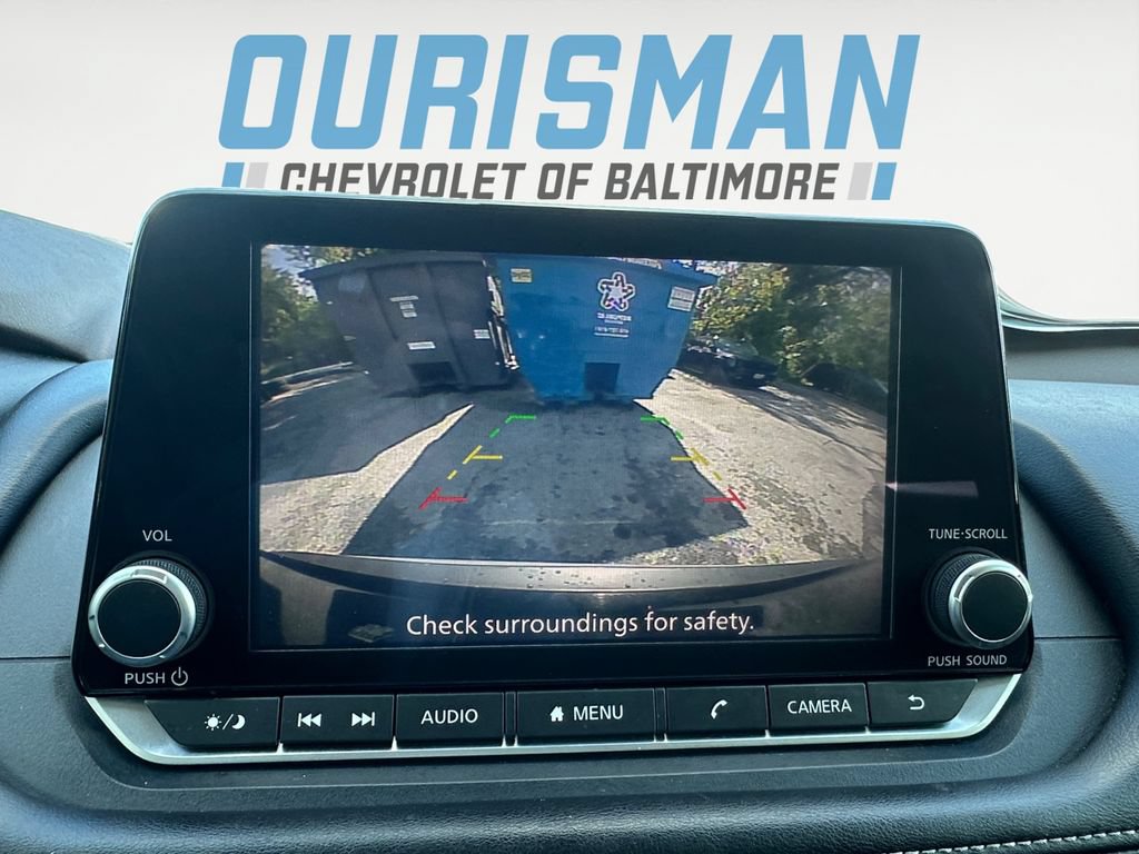Used 2023 Nissan Rogue S FWD image 18