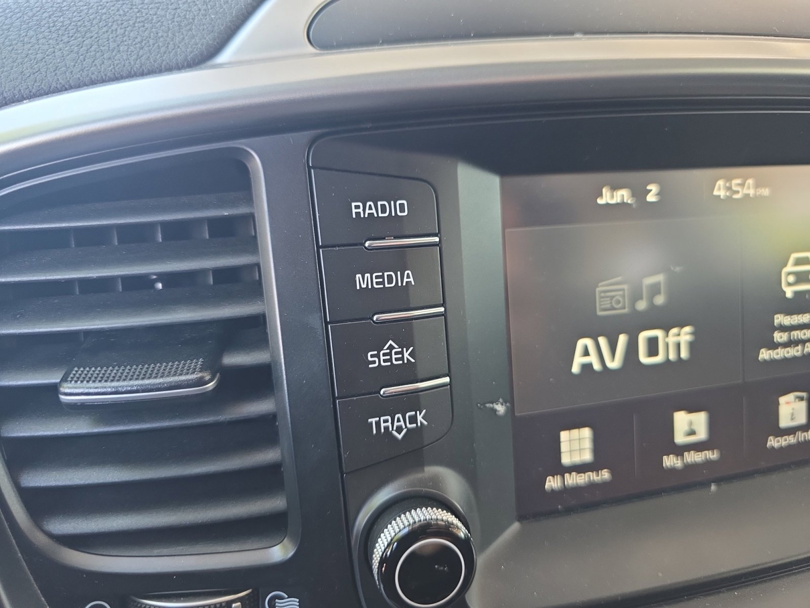 Used 2020 Kia Sorento L FWD image 15