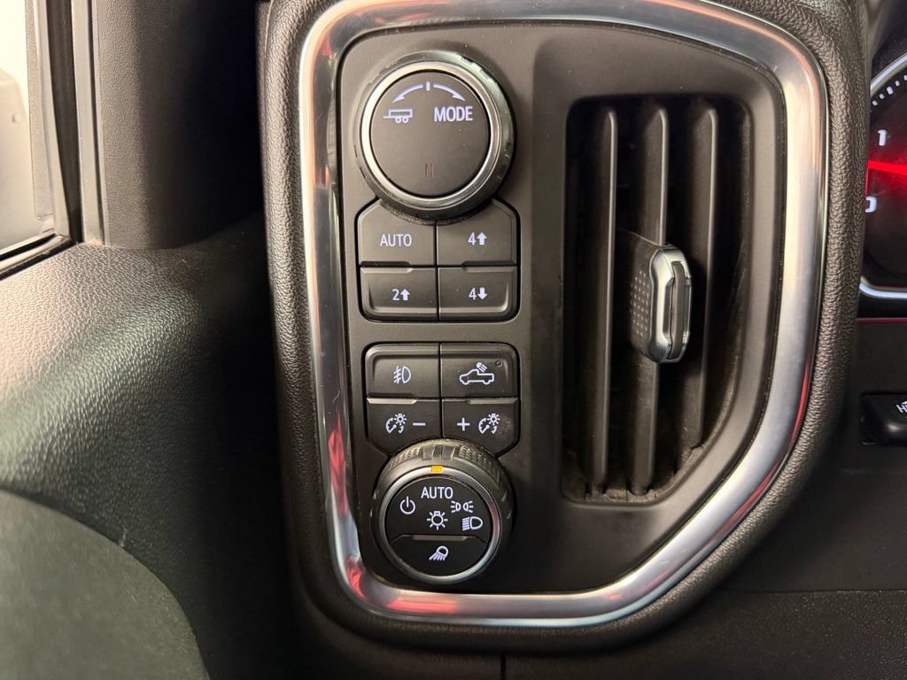 Used 2021 Chevrolet Silverado 3500 LTZ w/ LTZ Premium Package AWD/4WD image 28