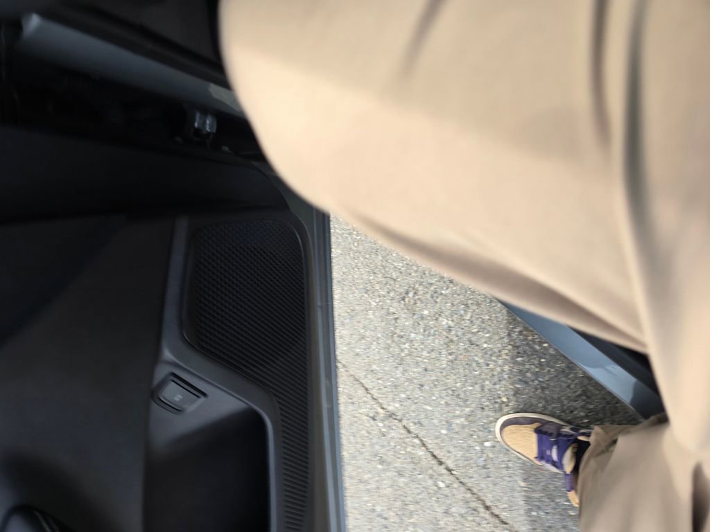 Used 2024 Chevrolet Blazer EV LT image 23