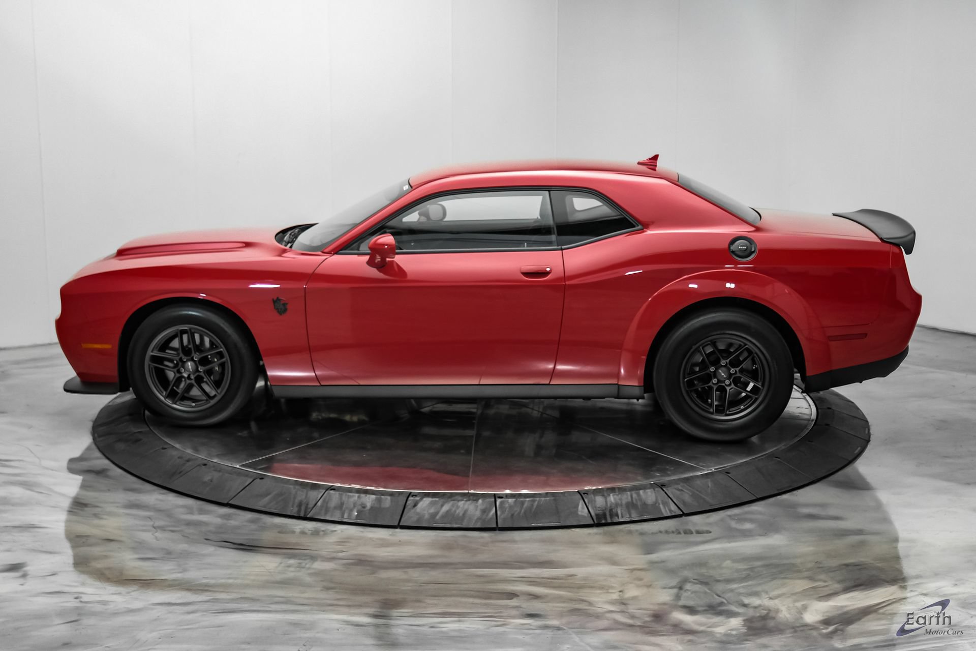 Used 2023 Dodge Challenger SRT Hellcat Redeye RWD image 9