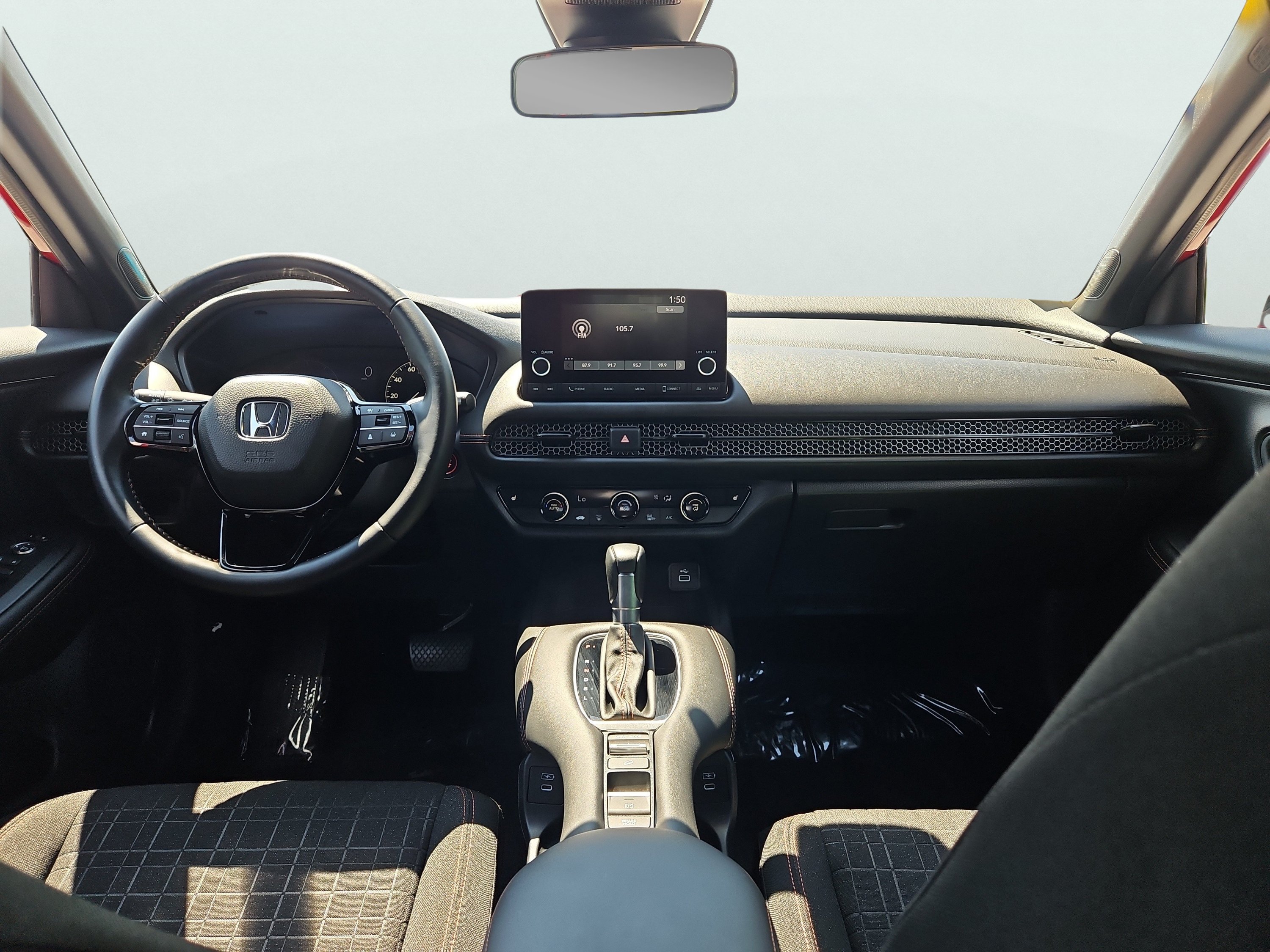 Certified 2025 Honda HR-V Sport image 3