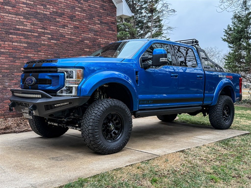 Used 2021 Ford F250 Lariat w/ Lariat Ultimate Package image 3