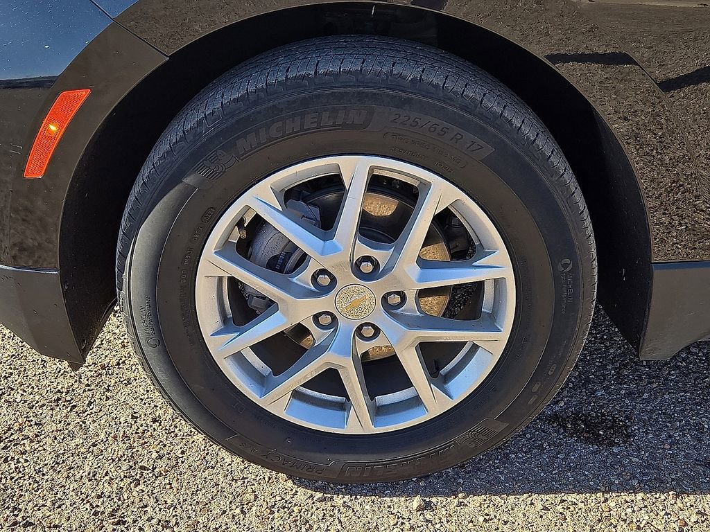 Used 2024 Chevrolet Equinox LT image 11