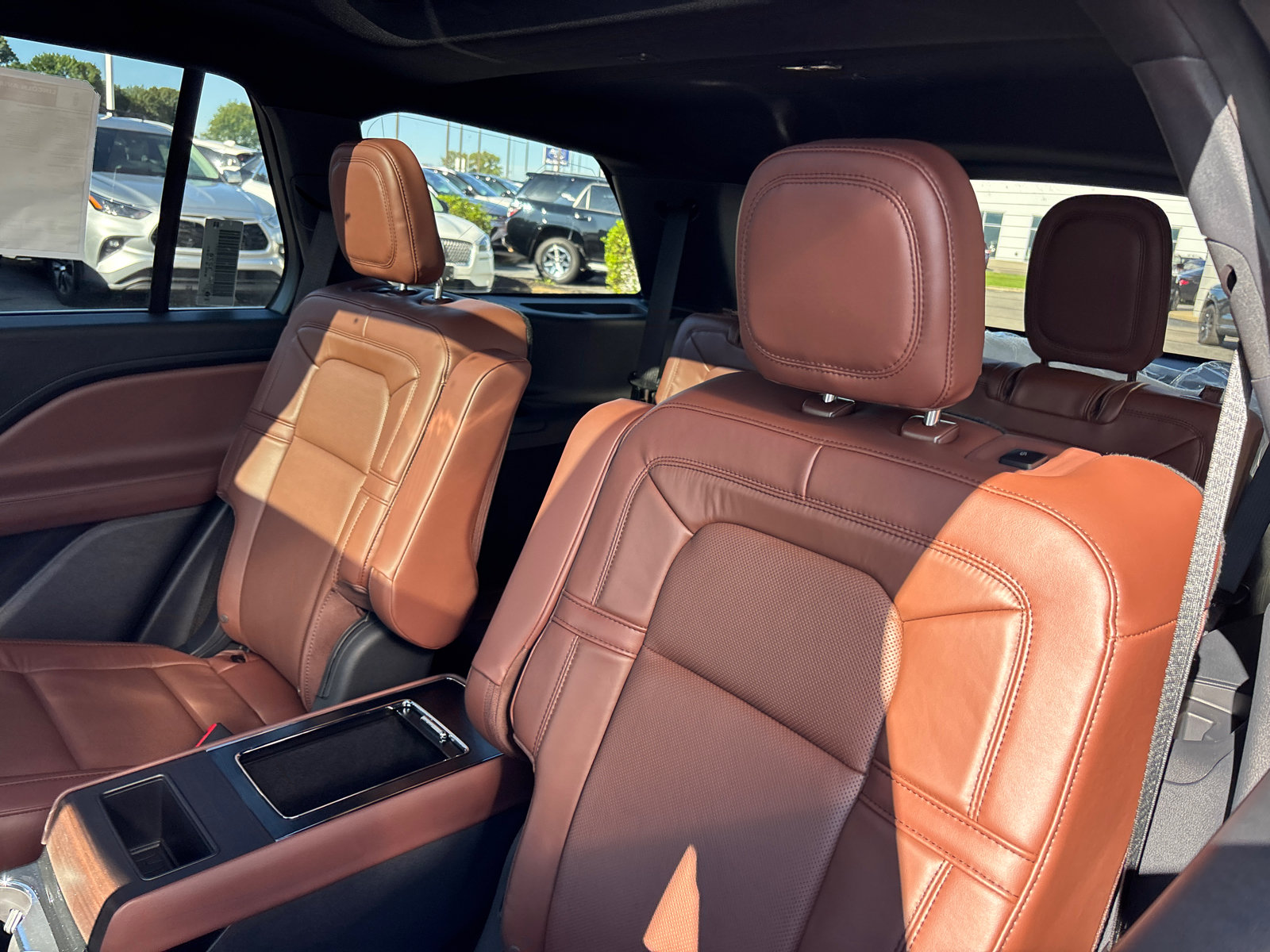 New 2026 Lincoln Aviator Reserve w/ Illumination Package AWD/4WD image 25