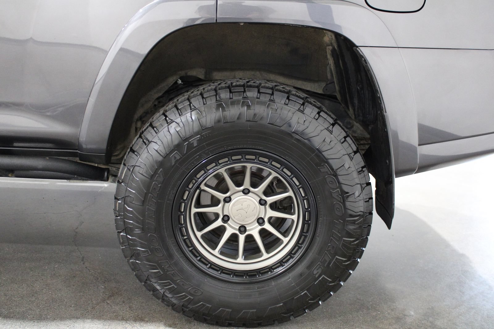 Used 2020 Toyota 4Runner TRD Off-Road Premium w/ Moonroof Package AWD/4WD image 13