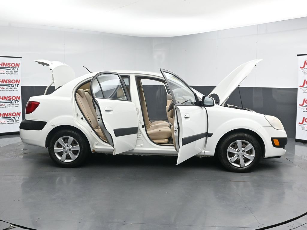 Used 2008 Kia Rio LX image 40