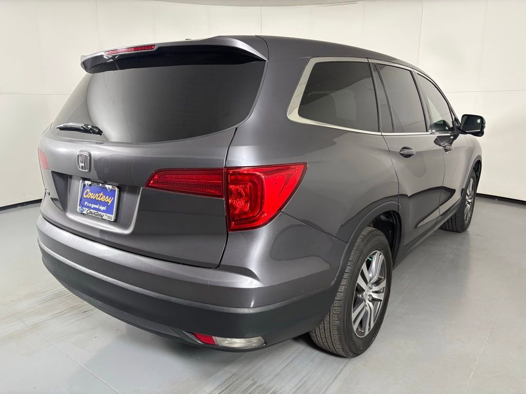 Used 2017 Honda Pilot EX image 8