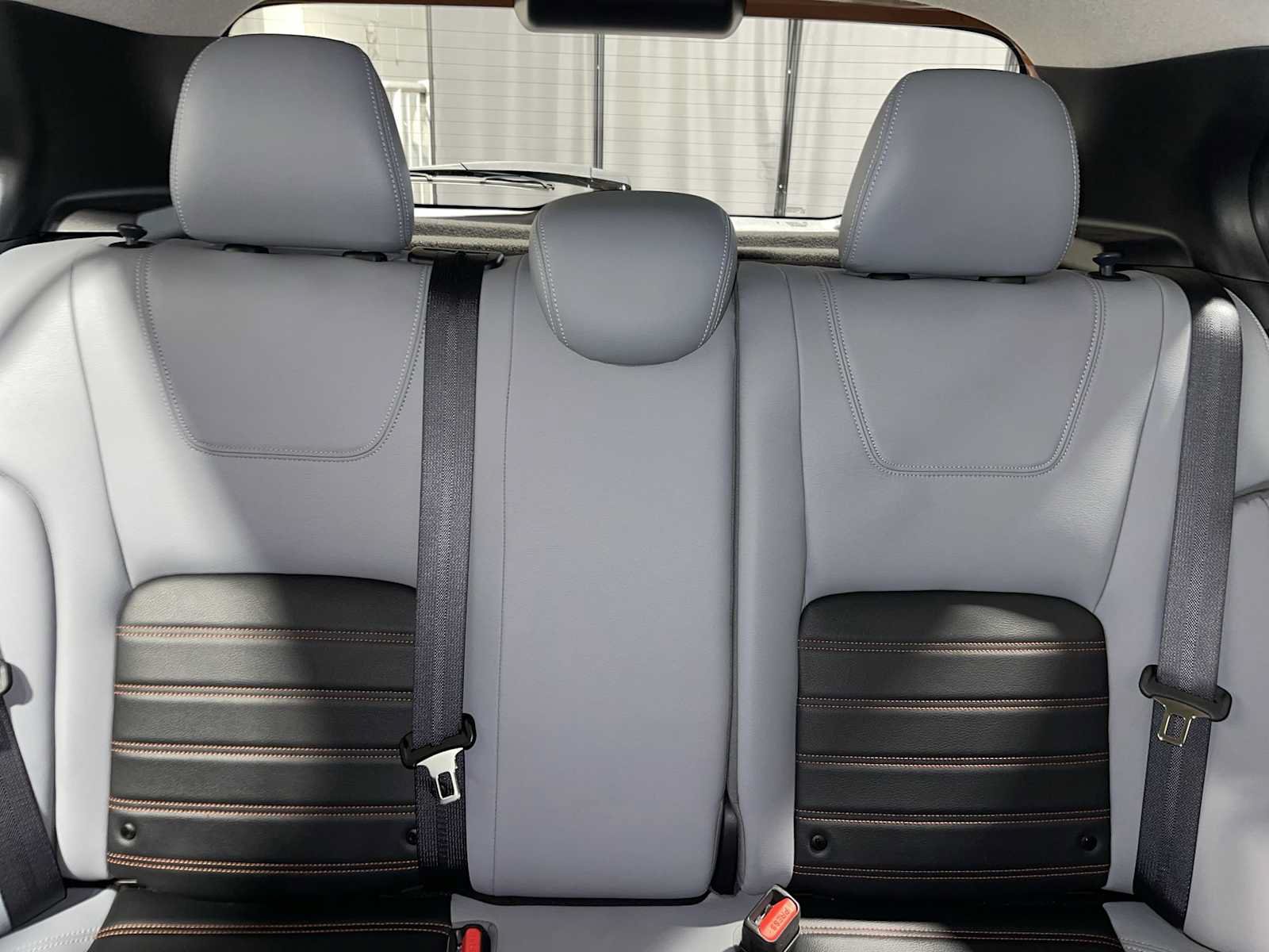 Used 2024 Nissan Kicks SR w/ SR Premium Package FWD image 22