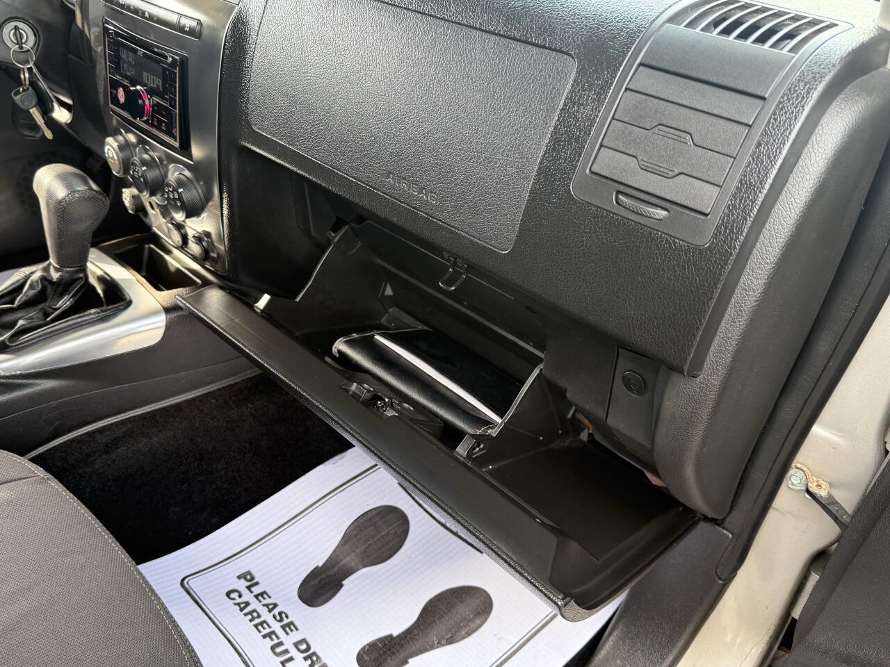 Used 2008 HUMMER H3 image 8