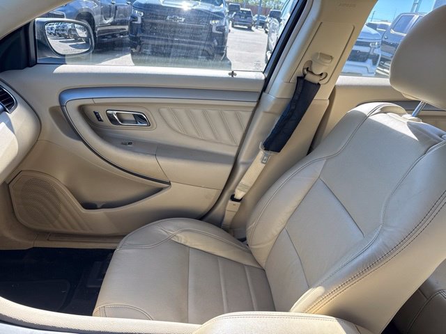 Used 2015 Ford Taurus SEL w/ Equipment Group 201A FWD image 30