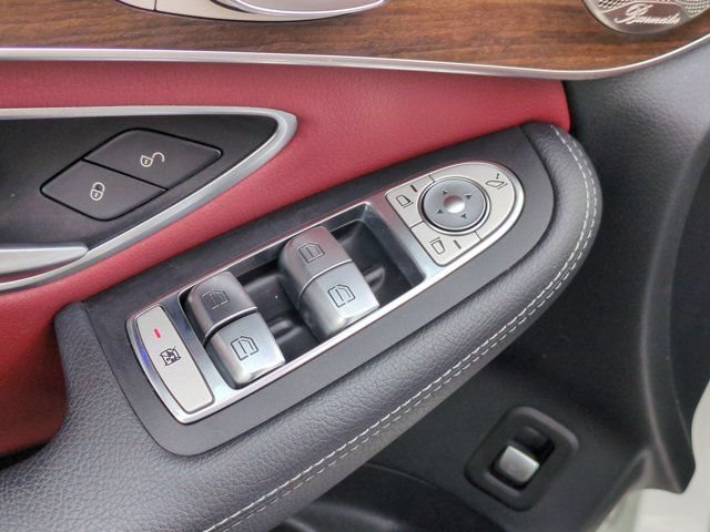 Used 2023 Mercedes-Benz GLC 300 4MATIC Coupe image 15