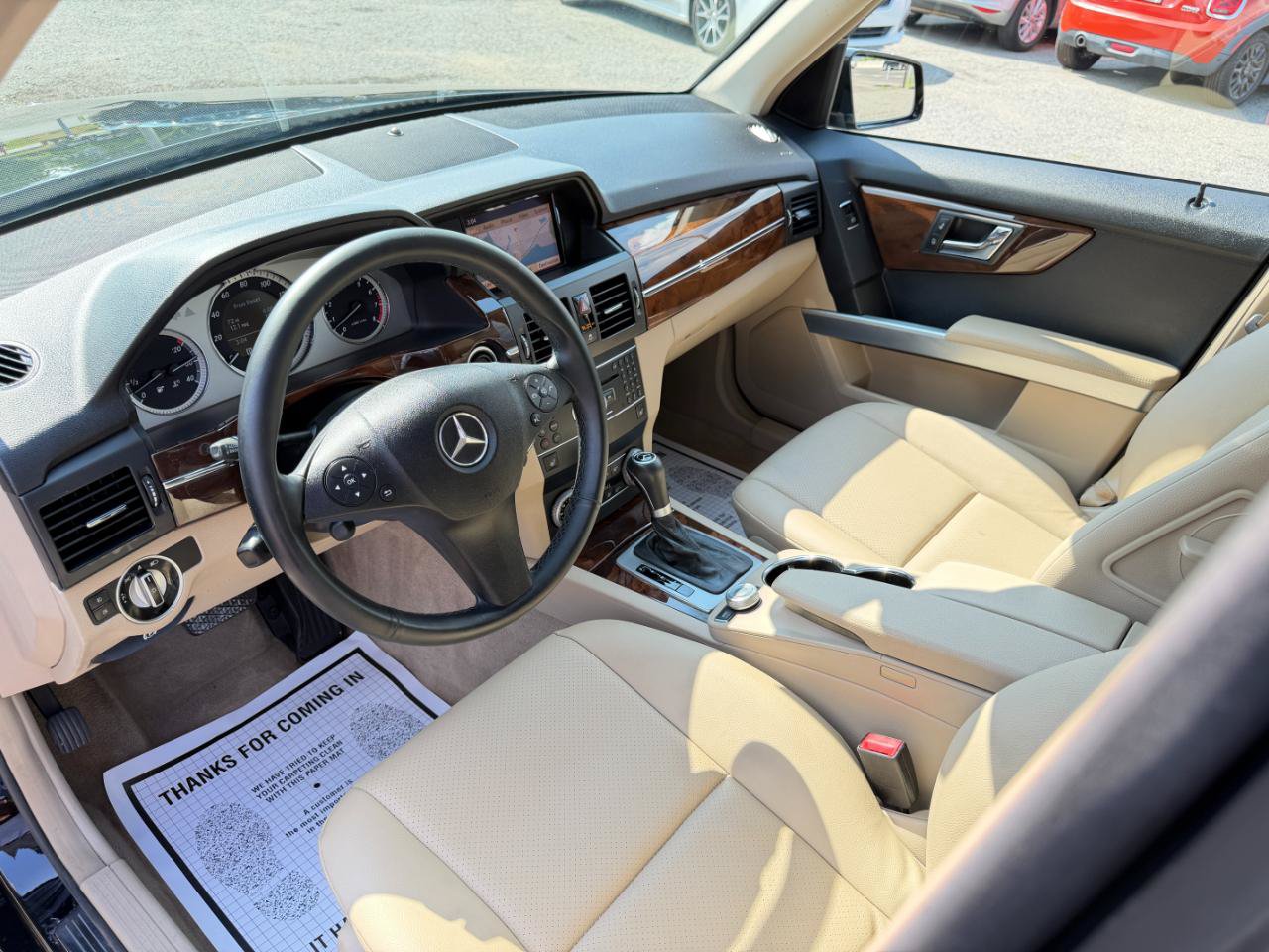 Used 2011 Mercedes-Benz GLK 350 4MATIC image 11