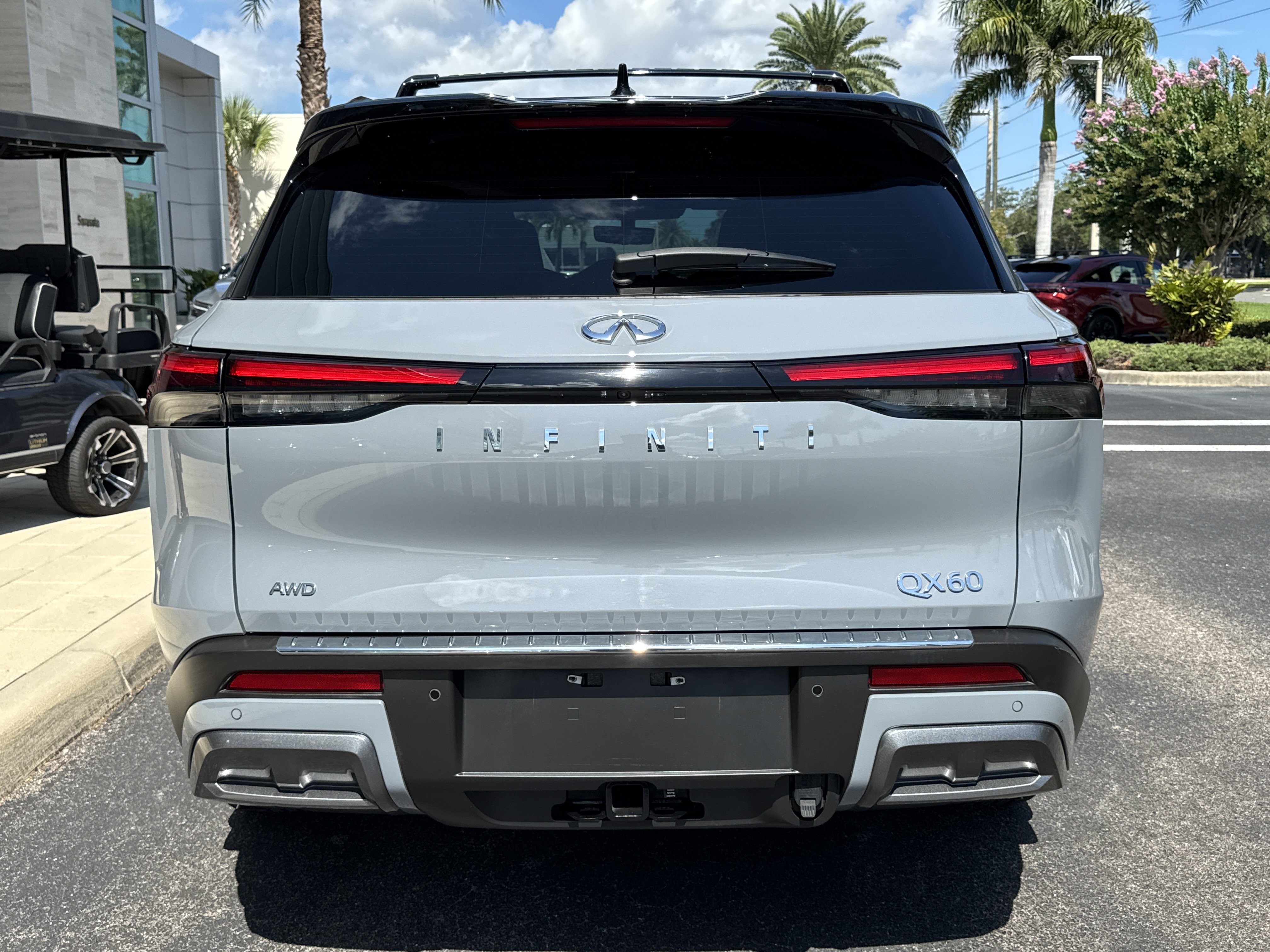 Certified 2025 INFINITI QX60 Autograph w/ Cargo Package AWD/4WD image 5