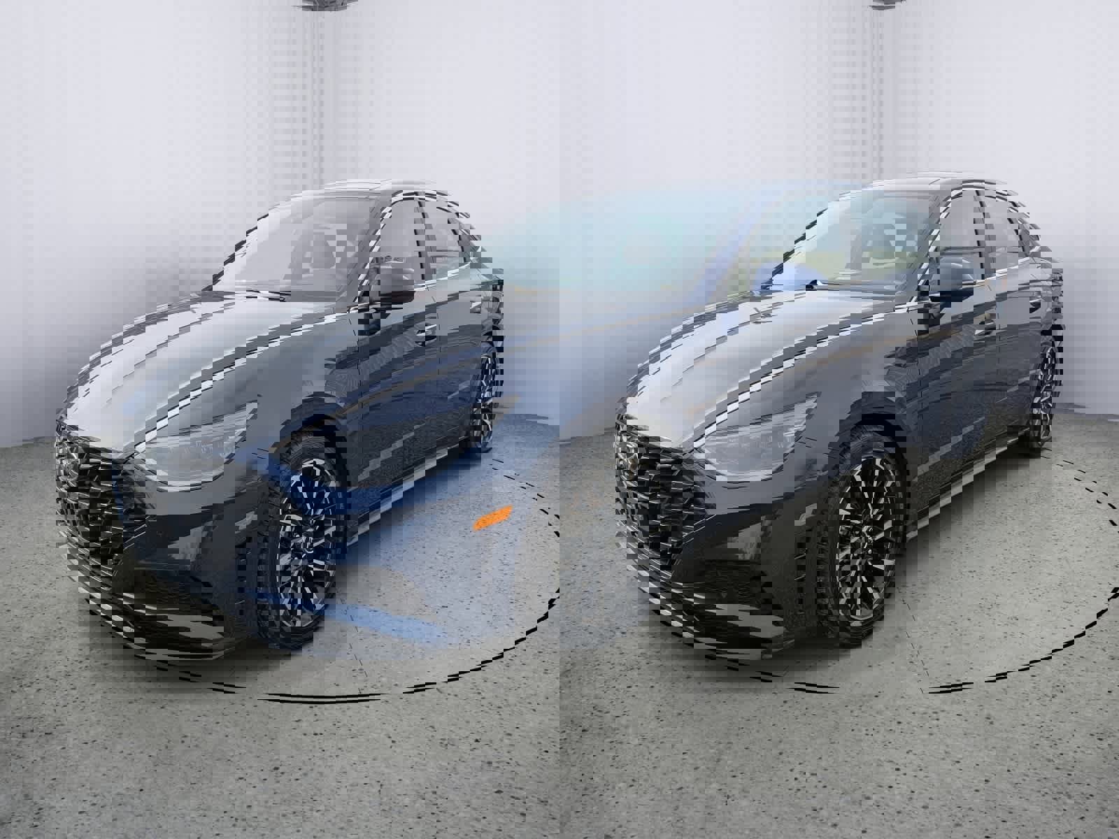 Used 2021 Hyundai Sonata Limited w/ Preferred Accessory Package image 6